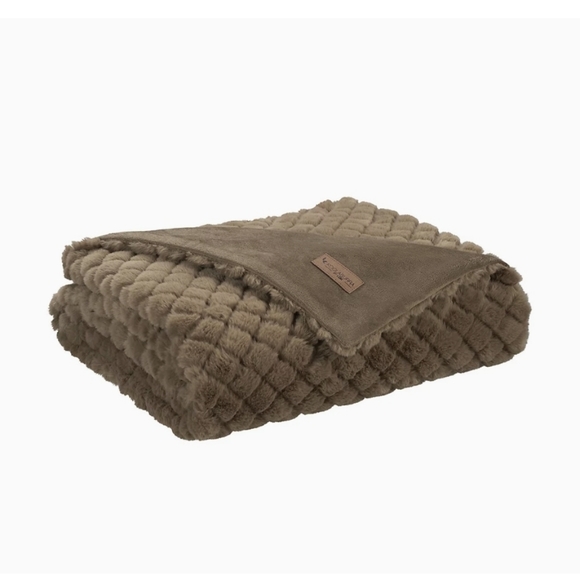 Koolaburra Bedding Koolaburra By Ugg Octavia Sculpted Diamond Faux Fur Throw Hummus Nwt
